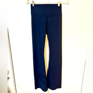 PINK Victoria’s Secret All-Day Cotton High-Waist Flare Leggings - Navy M NWOT